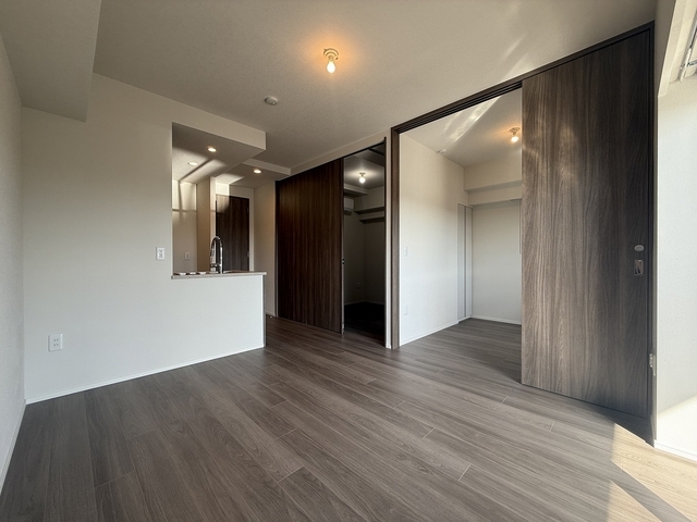 居室・リビング　２０２５年１０月撮影