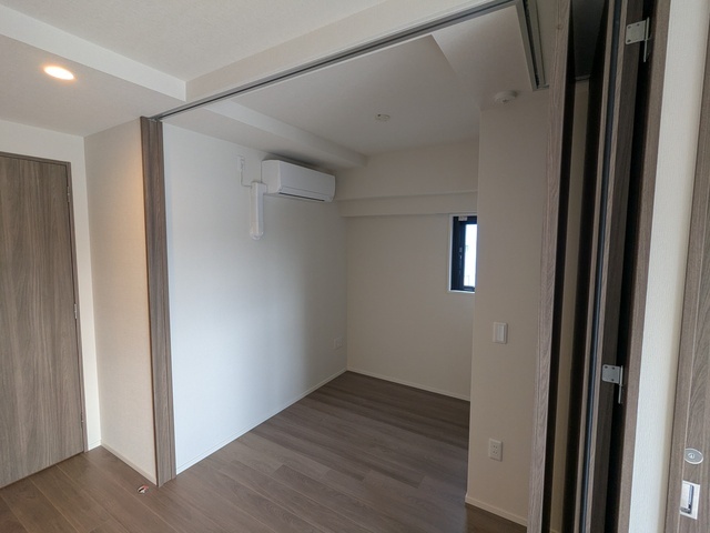 居室・リビング　スライディングウォール　２０２５年１１月撮影