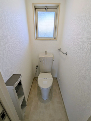 トイレ　窓付き