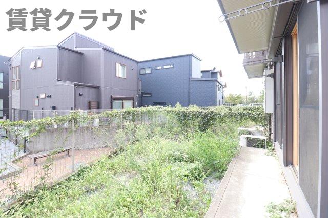 バルコニー　暖かな日差しのふりそそぐバルコニー♪