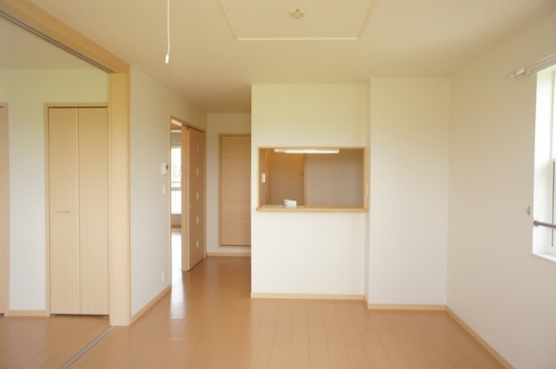 居室・リビング　図面と現状に相違がある場合には現状を優先