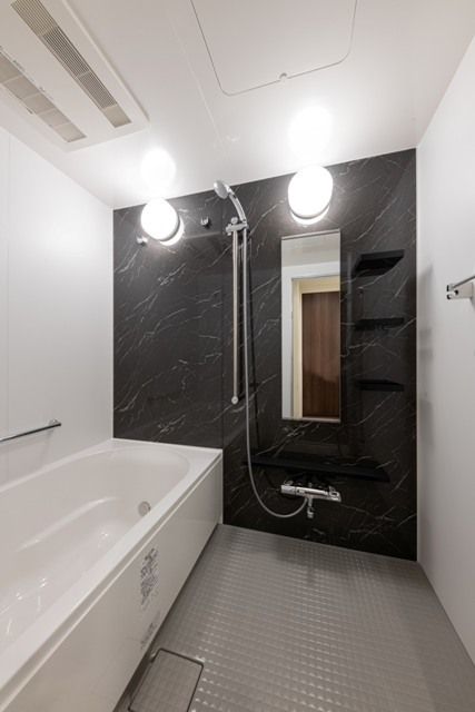 バス・シャワールーム