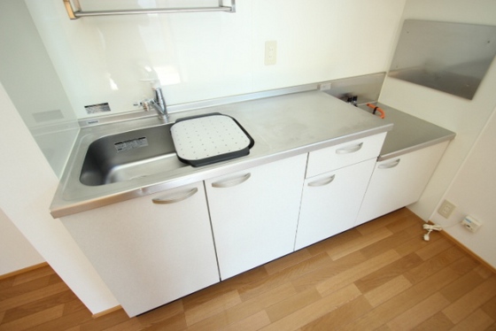 キッチン　※別部屋の写真です