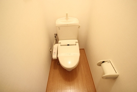 トイレ　※別部屋の写真です