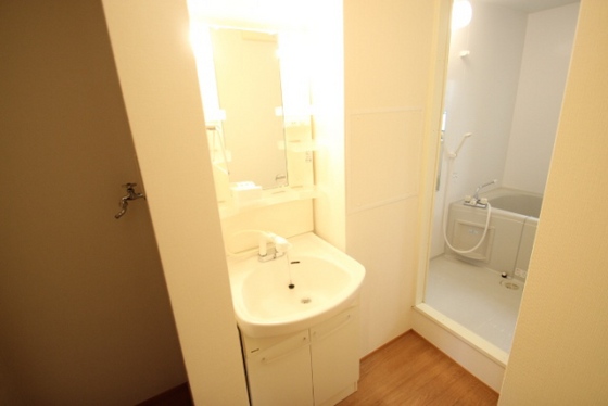 洗面設備　※別部屋の写真です