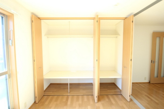 収納　※別部屋の写真です