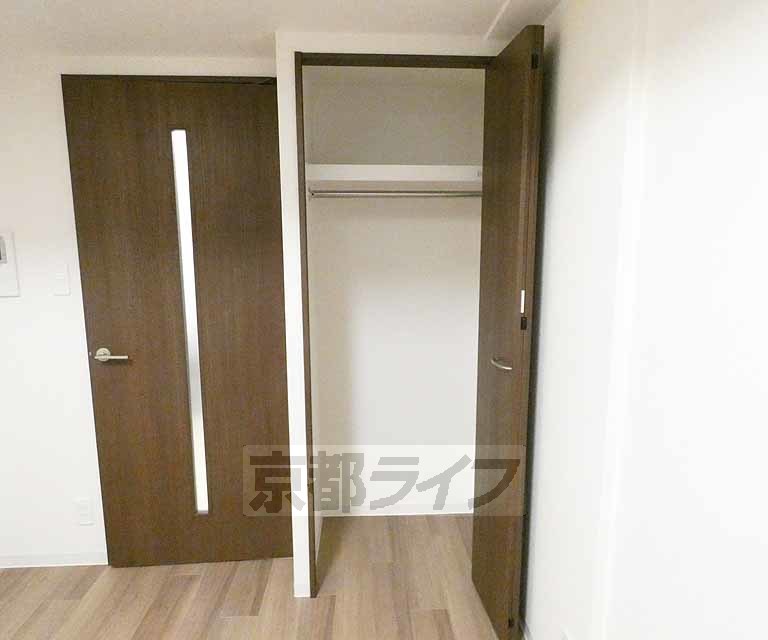 収納　広々とした収納です。