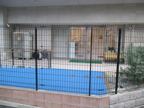 幼稚園・保育園　反町ひかり保育園（幼稚園・保育園）まで72m