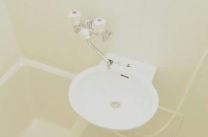 洗面設備　設備仕様は号室により異なる為、現況を優先します。