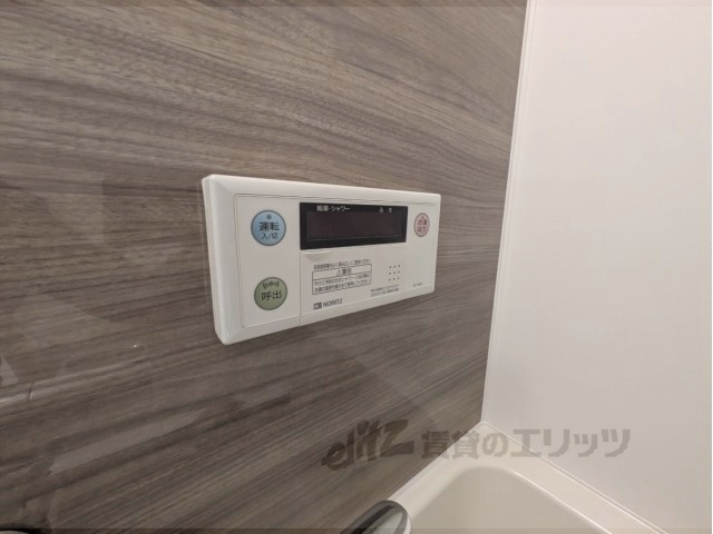 その他設備　給湯器リモコン