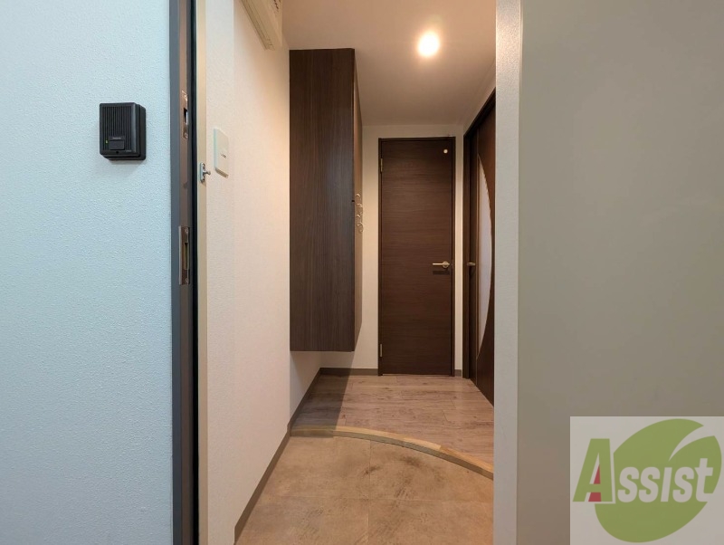 玄関　玄関から見た景色はこちらです。イメージできますか。