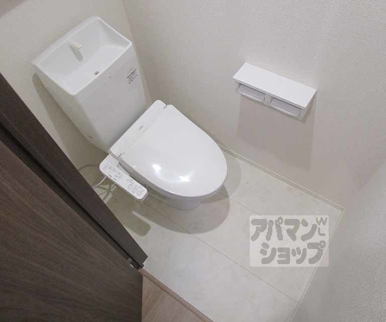 トイレ　２０２号室の写真です。