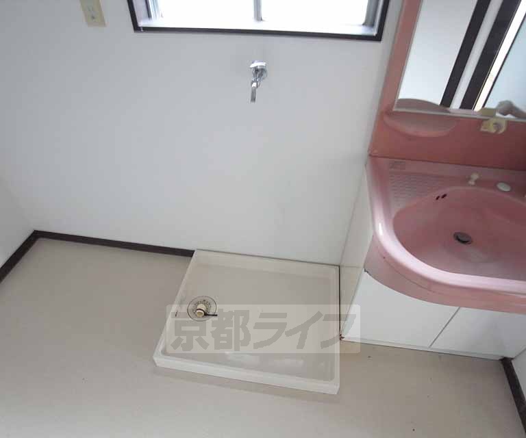 その他設備　室内に洗濯機が設置可能です。