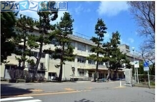 小学校　新潟市立内野小学校（小学校）まで840m