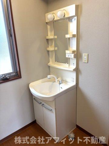 洗面設備　洗髪洗面化粧台