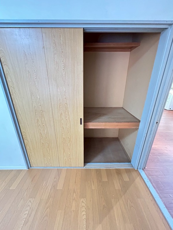 収納　リビング１