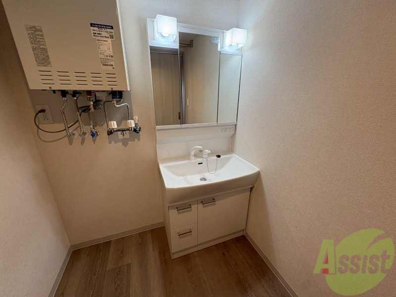 洗面設備　シャンプードレッサーで身支度もラクラクです！