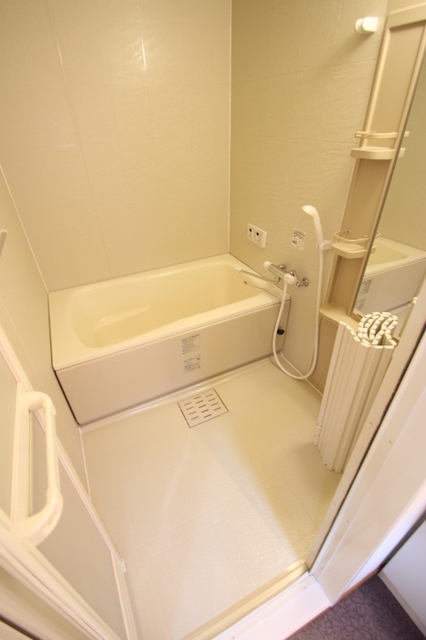 バス・シャワールーム　Ｇ１０１　浴室