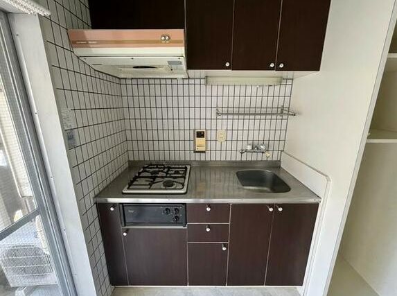 キッチン　別室の画像です、ご参考までに