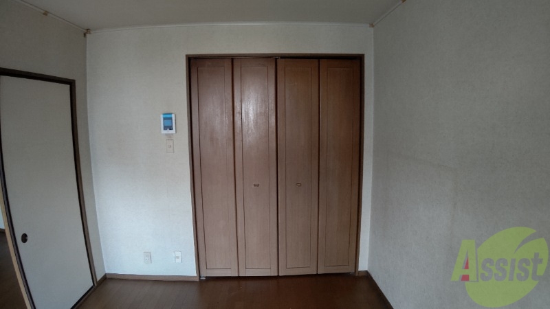 収納　収納スペースです。お洋服やお荷物はこちらへ。