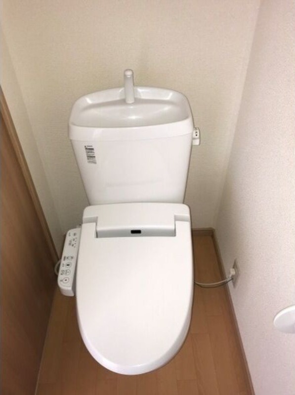 トイレ　図面と現状に相違がある場合には現状を優先