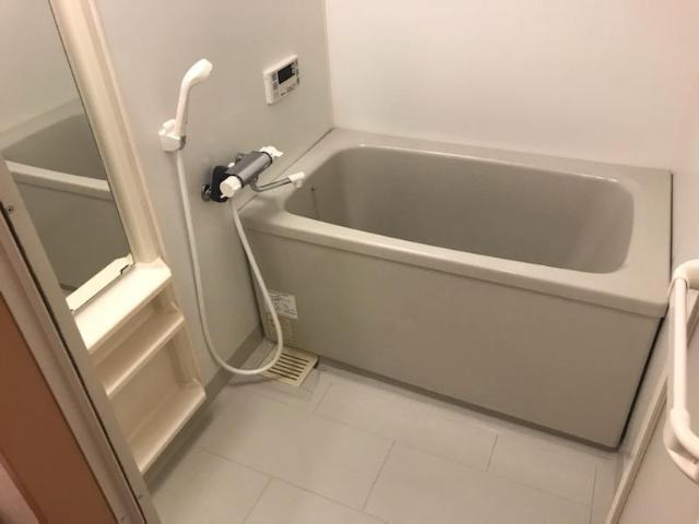 バス・シャワールーム　バス