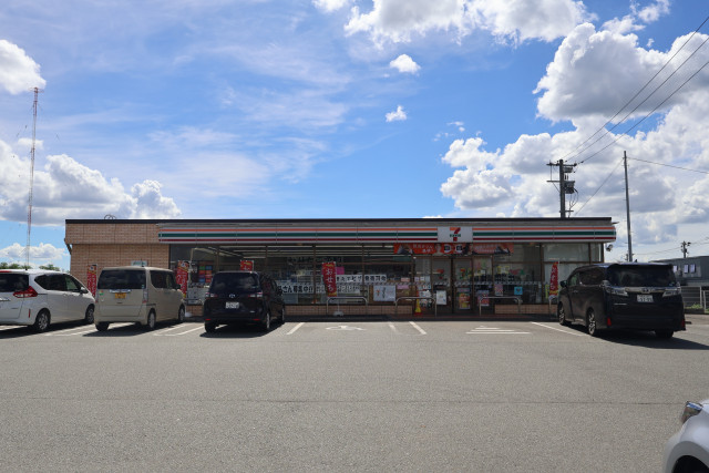 コンビニ　セブン－イレブン　熊本大津杉水店（コンビニ）まで1300m