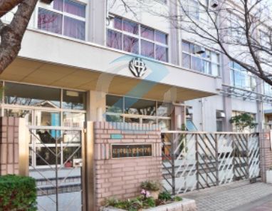 中学校　江戸川区立鹿骨中学校（中学校）まで310m