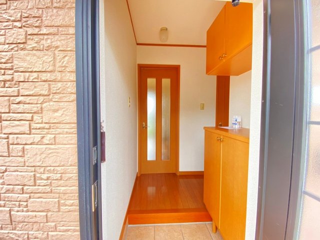 玄関　※同物件別号室の写真になります