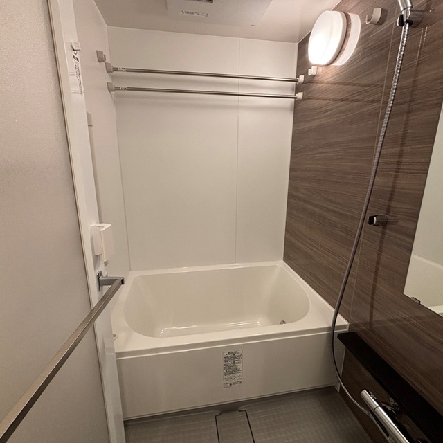 バス・シャワールーム　※写真は同タイプ住戸です。