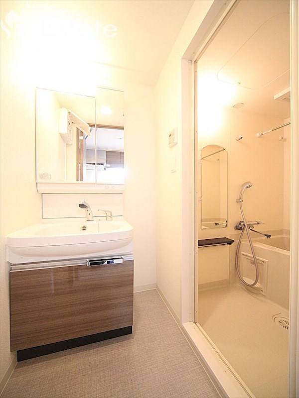 洗面設備　独立洗面台