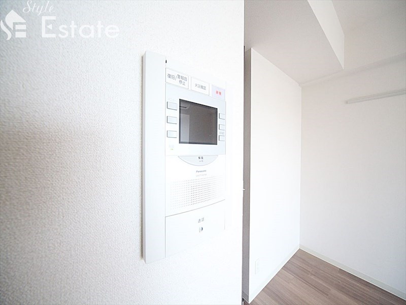 セキュリティ　モニター付きインターホン