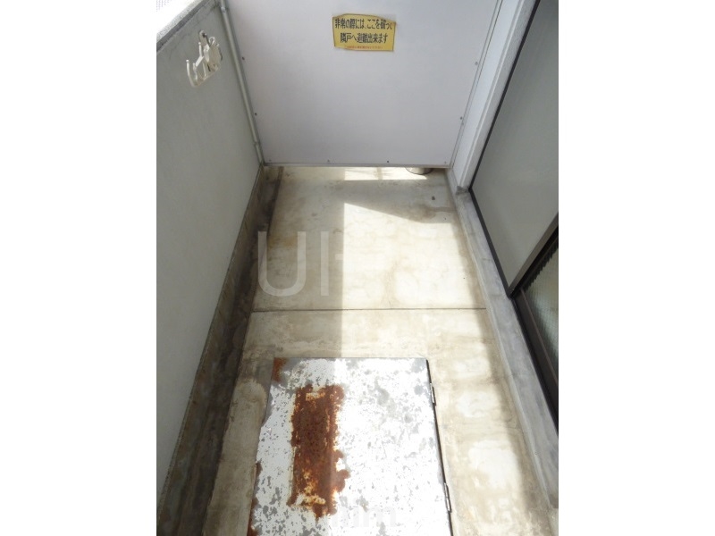 バルコニー　※別のお部屋のお写真です。御参考までに。