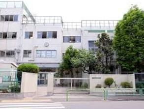 中学校　世田谷区立瀬田中学校（中学校）まで866m