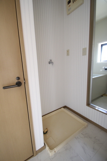 その他　※他号室の写真です。