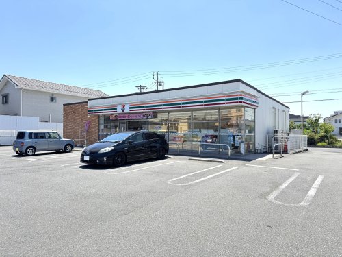 コンビニ　セブンイレブン 一宮伝法寺店（コンビニ）まで1017m