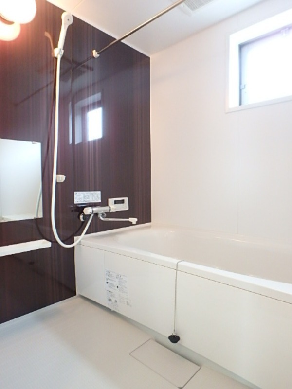 バス・シャワールーム　図面と現状に相違がある場合には現状を優先