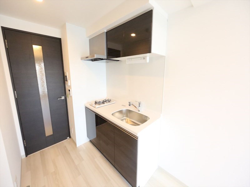 キッチン　システムキッチン（ガス2口コンロ付）