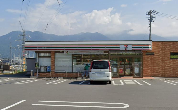 コンビニ　セブンイレブン 上田御所店（コンビニ）まで295m