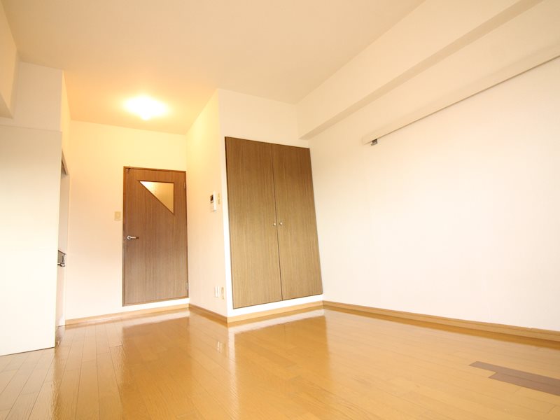 居室・リビング　別号室イメージ