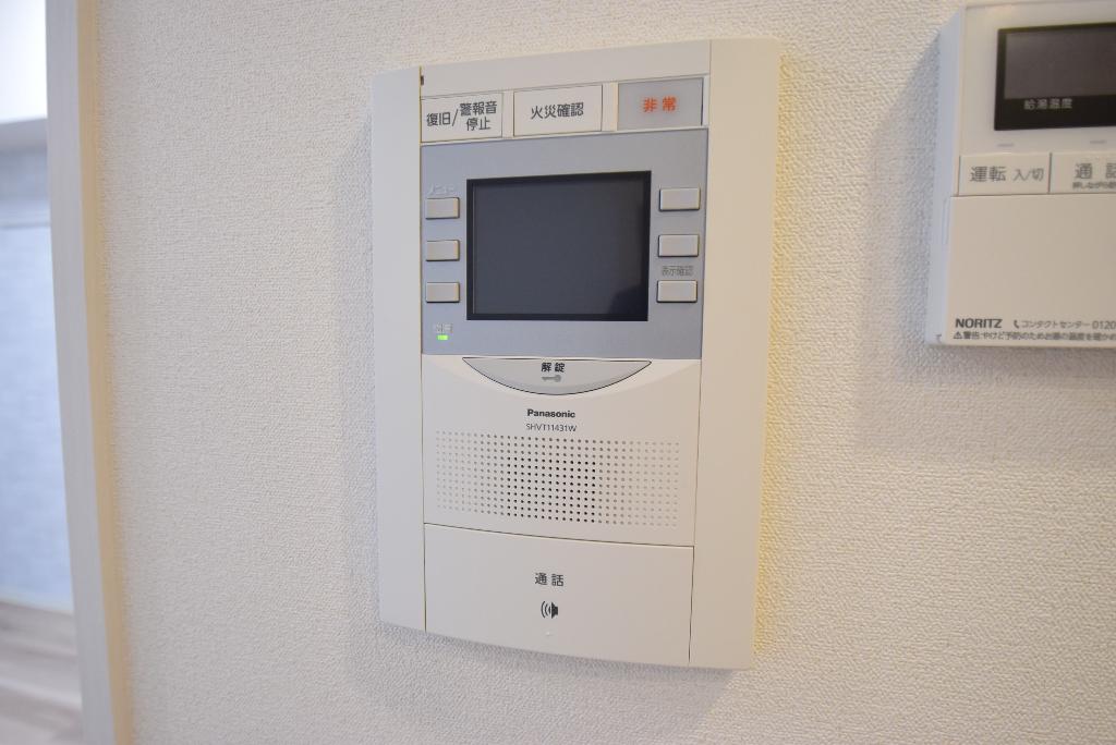 セキュリティ　カメラ付インターホン