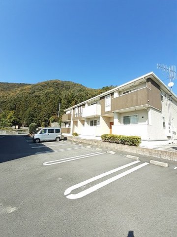 駐車場　駐車スペースもあります