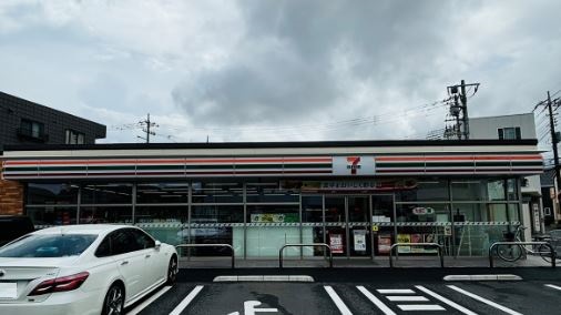 コンビニ　セブンイレブン　草加八幡町店（コンビニ）まで500m
