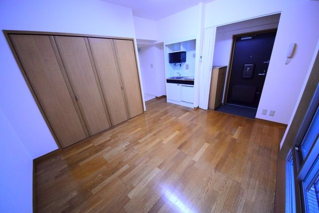 居室・リビング　★★湘南台駅からわずか徒歩3分ＲＣ造マンションです★★