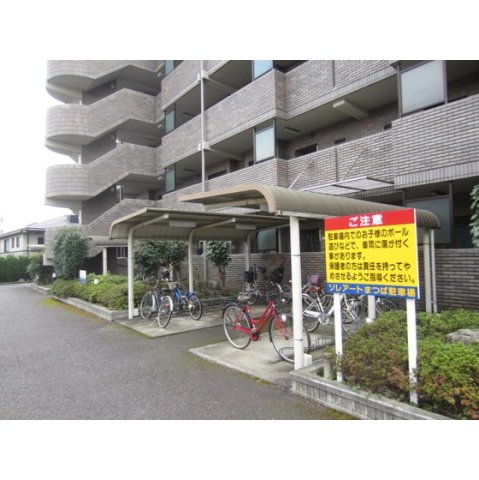 建物外観　落ち着いた雰囲気の外観です