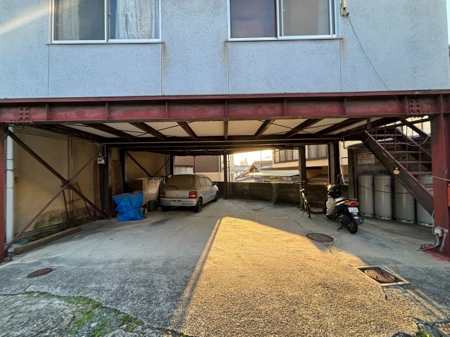 スーパー　スパーク浜田店（スーパー）まで610m