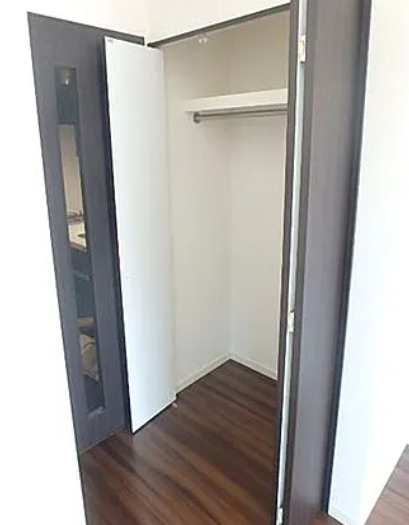 収納　別部屋の写真を使用しております。