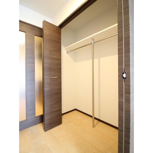 収納　クローゼット?