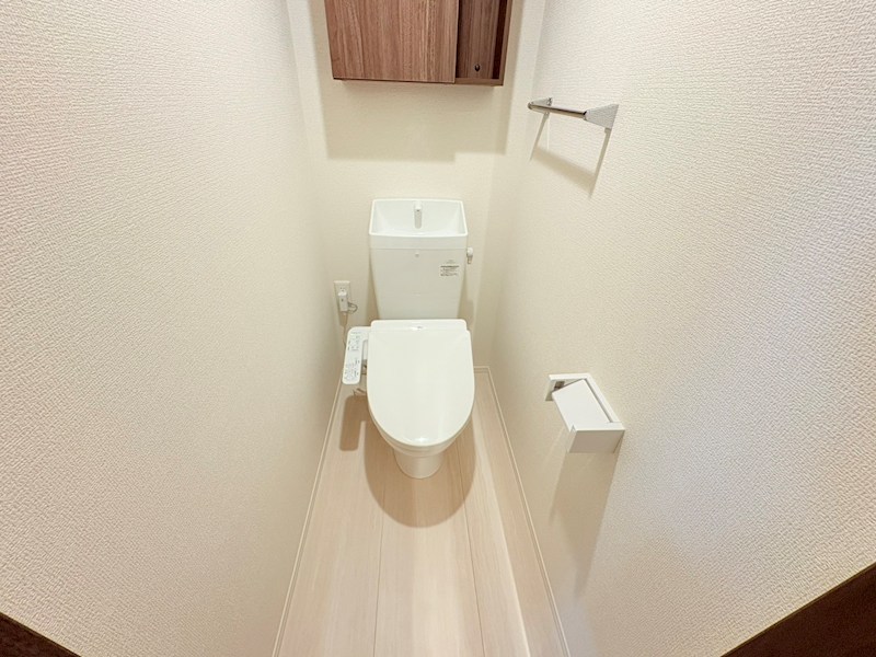 トイレ　他号室参考写真