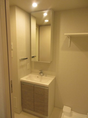 洗面設備　※同タイプ別号室